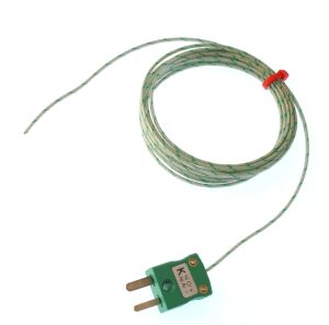 Glasfaserisoliertes flaches Paar IEC-Thermoelement mit freiliegender Sperrschicht - Typ K mit Miniatur-Steckeranschluss - 1/0,508 mm x 5 m